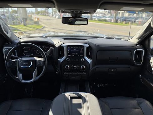 Used 2021 GMC Sierra 3500 SLT w/ SLT Preferred Package image 16
