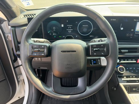 Used 2025 Hyundai Santa Fe Calligraphy AWD/4WD image 26