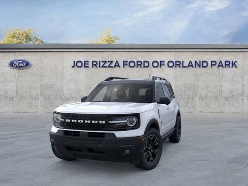 New 2025 Ford Bronco Sport Outer Banks w/ Outer Banks Tech Package+ image 2