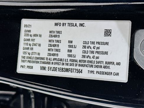 Used 2021 Tesla Model 3 Long Range image 12