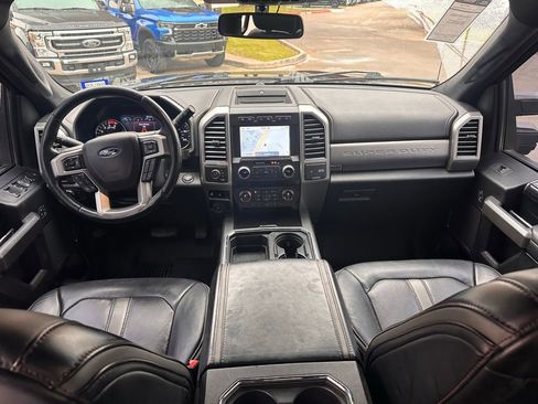 Used 2021 Ford F450 Platinum w/ FX4 Off-Road Package image 20