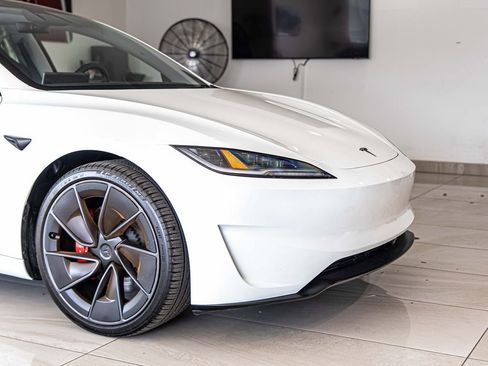 Used 2026 Tesla Model 3 Performance image 3