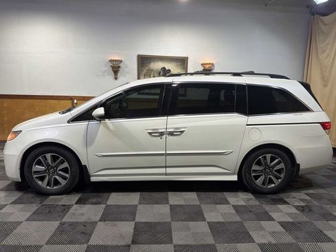Used 2015 Honda Odyssey Touring Elite image 2