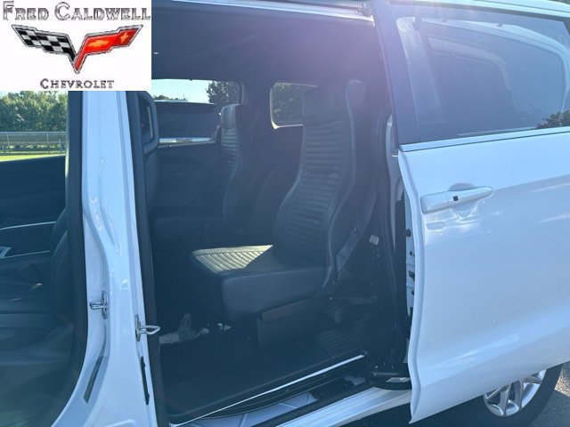 Used 2025 Chrysler Voyager LX FWD image 9