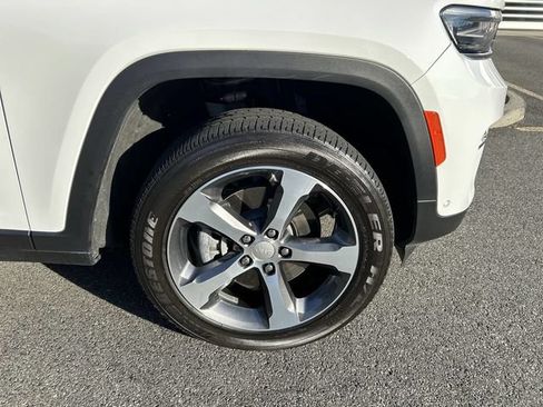Used 2023 Jeep Grand Cherokee 4WD 4xe w/ Luxury Tech Group II image 13