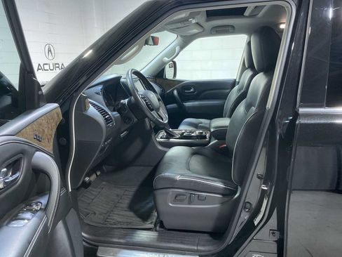 Used 2021 INFINITI QX80 Premium Select w/ All-Season Package AWD/4WD image 2