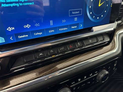 Used 2023 Chevrolet Silverado 1500 LT image 17