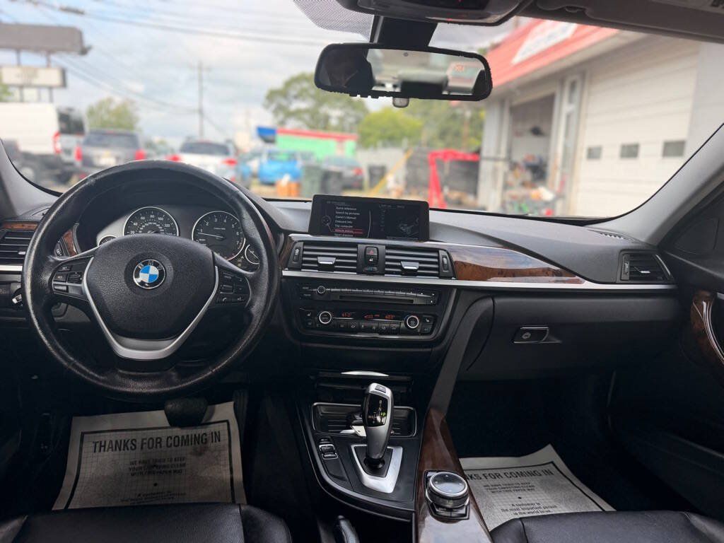 Used 2014 BMW 328i xDrive Sedan AWD/4WD image 25