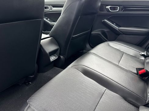 Used 2022 Honda Civic Touring image 23