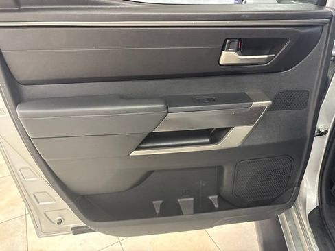 Used 2022 Toyota Tundra SR5 AWD/4WD image 15