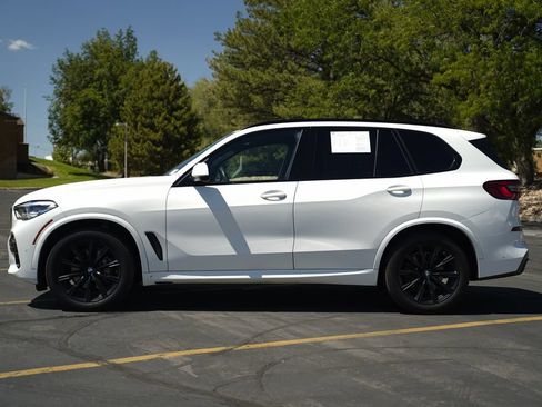 Used 2019 BMW X5 xDrive40i w/ M Sport Package AWD/4WD image 2