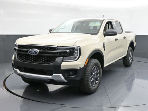 New 2025 Ford Ranger XLT w/ Equipment Group 301A High image 4