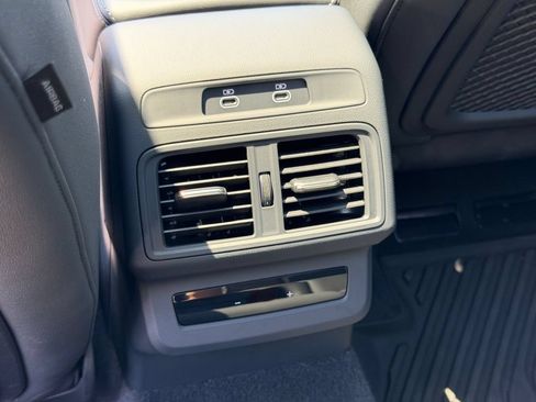 Used 2025 Audi Q5 Premium w/ Convenience Package AWD/4WD image 28