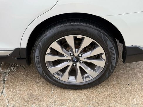Used 2019 Subaru Outback 2.5i Touring image 42
