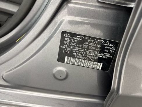Used 2017 Hyundai Elantra Limited w/ Limited Ultimate Package 05 FWD image 34