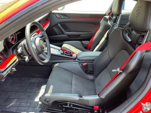 Used 2024 Porsche 911 Carrera T RWD image 26