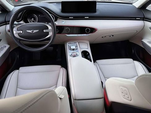 Used 2023 Genesis GV70 2.5T w/ Advanced Package image 21