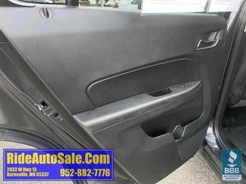 Used 2017 Chevrolet Equinox LT w/ Convenience Package AWD/4WD image 11