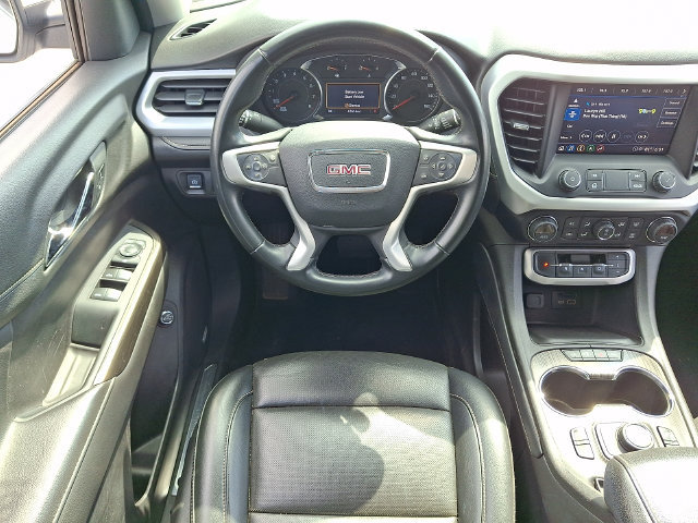 Used 2023 GMC Acadia SLT AWD/4WD image 3