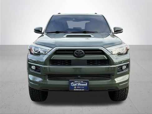 Used 2022 Toyota 4Runner TRD Sport image 3