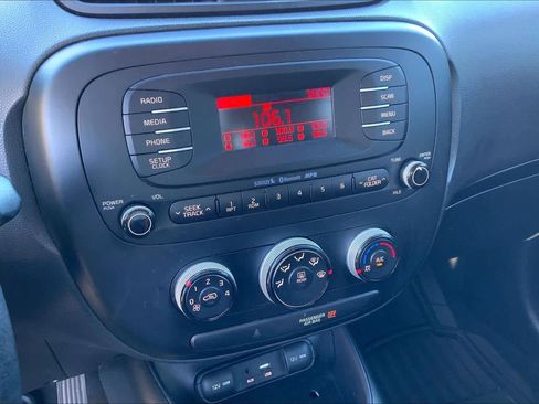 Used 2015 Kia Soul image 30