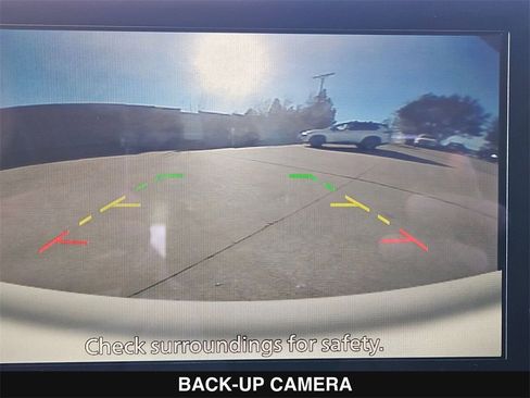 New 2025 Nissan Pathfinder SV w/ SV Premium Package image 31