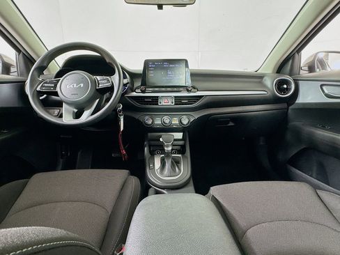 Used 2022 Kia Forte LXS image 8