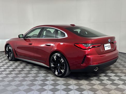 Used 2025 BMW 430i w/ Premium Package RWD image 3