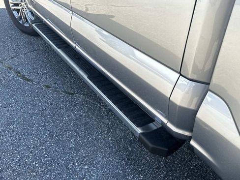 New 2025 Ford F150 Lariat w/ Equipment Group 501A Mid image 9