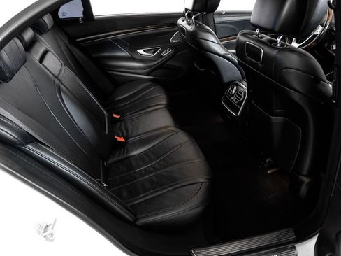 Used 2018 Mercedes-Benz S 450 4MATIC Sedan w/ AMG Line Exterior image 43