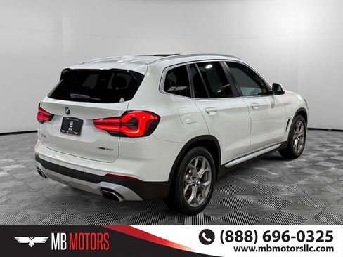Used 2023 BMW X3 xDrive30i image 3
