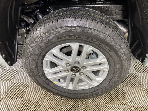 New 2026 Toyota Tundra SR5 image 5