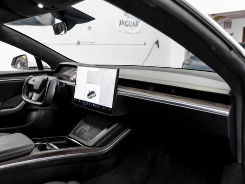 Used 2023 Tesla Model S image 20