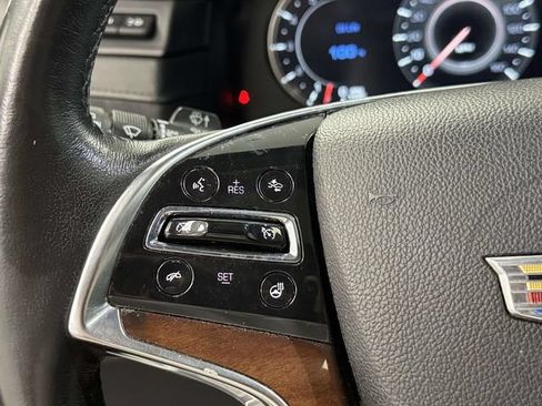Used 2016 Cadillac Escalade ESV Luxury AWD/4WD image 40