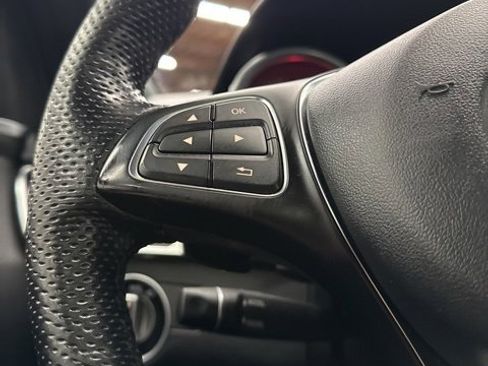 Used 2018 Mercedes-Benz GLE 350 image 15