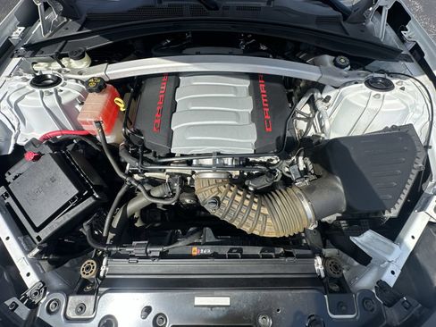 Used 2022 Chevrolet Camaro SS RWD image 33
