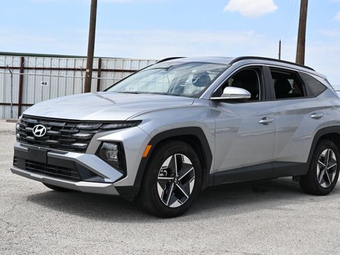 Used 2025 Hyundai Tucson SEL FWD image 1