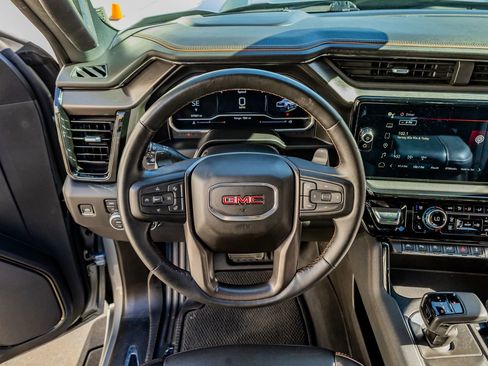 Used 2023 GMC Sierra 1500 AT4 w/ AT4 Premium Package image 19