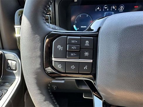 New 2024 Ford F250 Lariat w/ Lariat Ultimate Package image 46