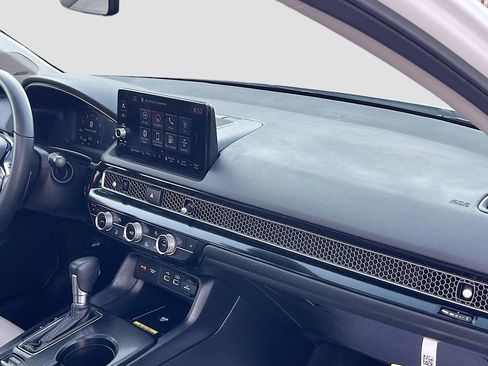 Used 2023 Honda Civic Touring image 30