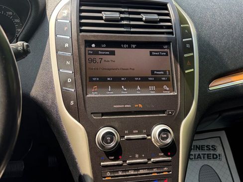 Used 2019 Lincoln MKC Reserve w/ MKC Climate Package FWD image 15