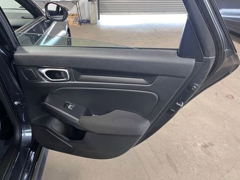 Used 2023 Honda Civic Sport image 14