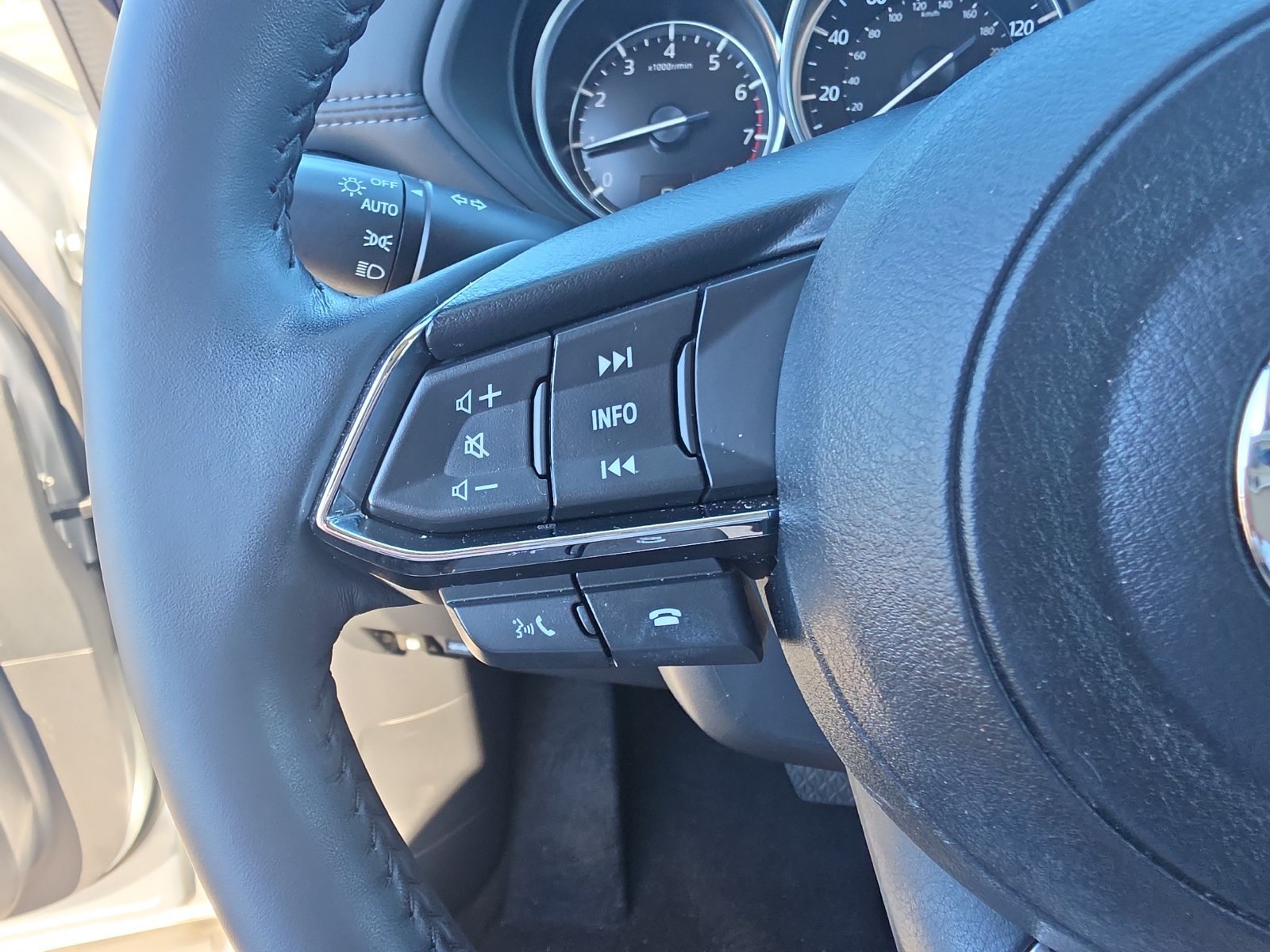 Used 2023 MAZDA CX-5 AWD 2.5 S w/ Select Package image 23
