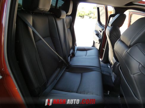 Used 2025 Toyota Tacoma TRD Sport w/ TRD Sport Premium Package AWD/4WD image 41
