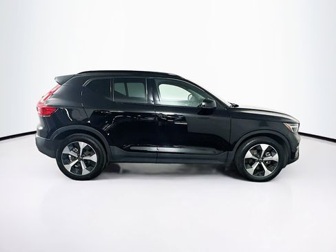 Used 2023 Volvo XC40 B5 Plus w/ Driver Assist Package AWD/4WD image 10