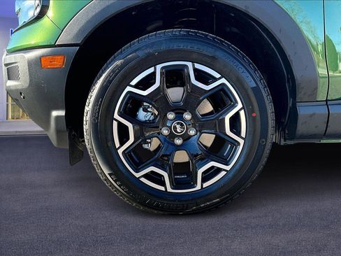 New 2025 Ford Bronco Sport Outer Banks w/ Outer Banks Tech Package+ AWD/4WD image 12