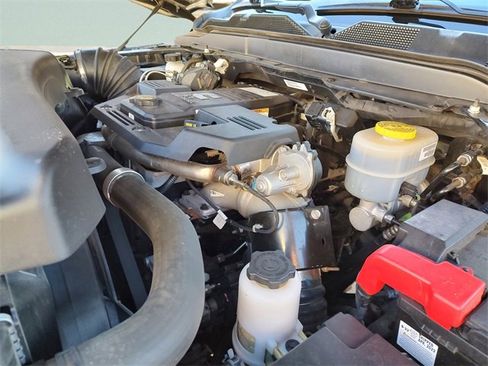 Certified 2022 RAM 2500 Limited image 38