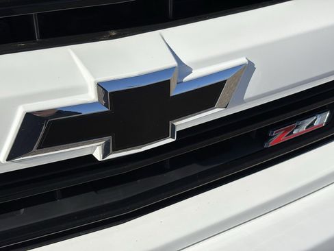 Used 2018 Chevrolet Silverado 1500 LT w/ All Star Edition image 10