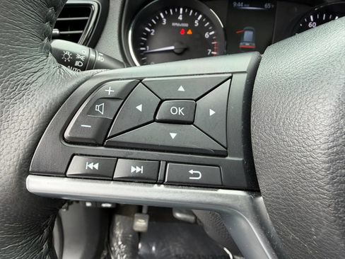 Used 2017 Nissan Rogue SL w/ SL Premium Package AWD/4WD image 21