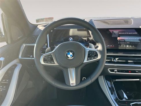 New 2026 BMW X5 xDrive40i w/ M Sport Package image 12